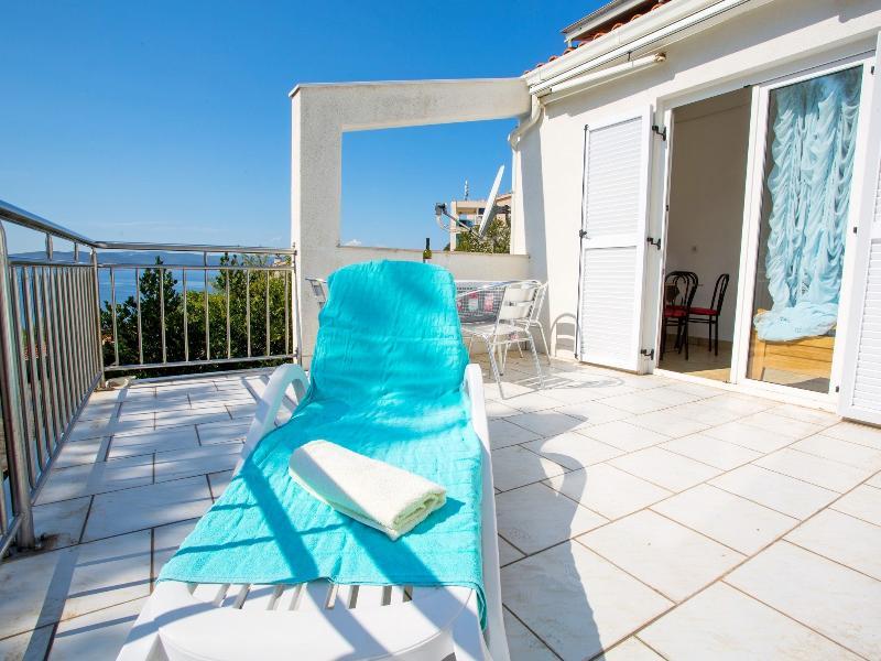 Vila Dvorski Baska Voda Luaran gambar